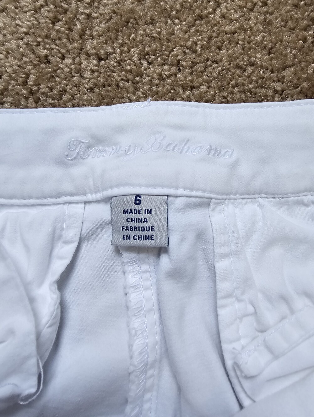 Tommy Bahama White Women's Casual Bermuda Shorts Size 6 - Picture 3 of 5